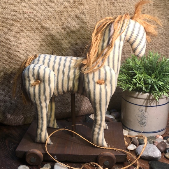 n/a Other - 🎉HOST PICK 🎉VTG Primitive Ticking Horse Pull Toy